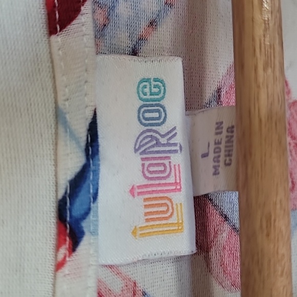 LuLaRoe Classic Tee, Size L, Fireworks, 4th of July, Red, White & Blue - Picture 5 of 6